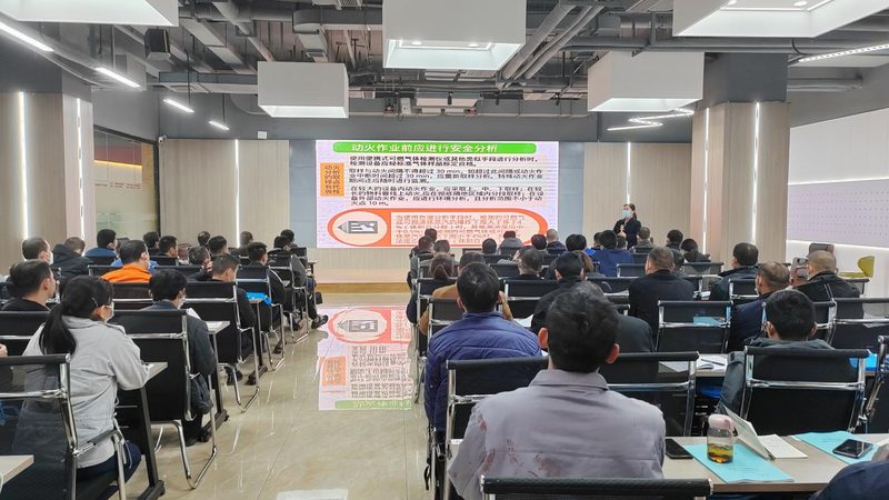如何选择靠谱的心理咨询师线上培训机构？**