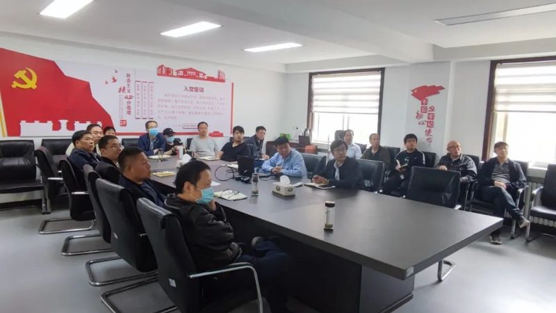报名成人教育机构的第一步是了解整个流程。通常，报名流程包括以下几个环节：